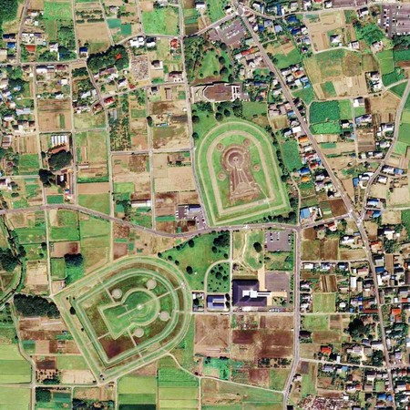 Ckt20111 C13 18 Kamitsukenu Haniwano Sato Park