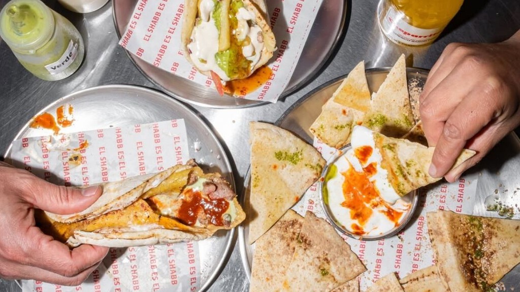 Shabb Hay una taquería cerca de Jardín Pushkin original y con buen sabor ...