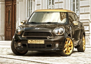 Un Mini Paceman Cooper S de lo más exclusivo con el sello de Roberto Cavalli