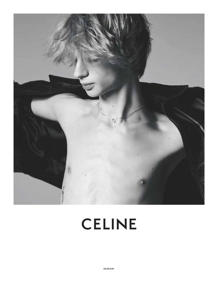 La primera campaña de CELINE por Hedi Slimane no nos muestra mucho, pero nos deja con ganas de saber más