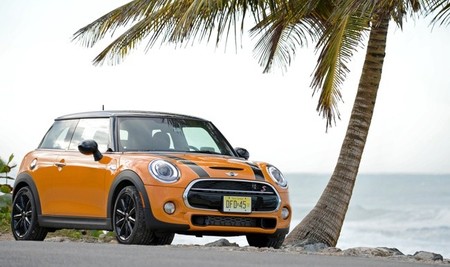 MINI Cooper S (2014) amarillo