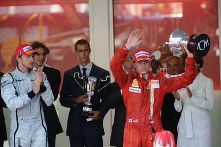 Jenson Button, Kimi Raikkonen y Adrian Sutil suenan para Ferrari