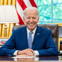 EEUU se queja de que el coche eléctrico barato chino es "desleal y contrario a la competencia". Quiere machacarlos encareciéndolos al doble de su precio 