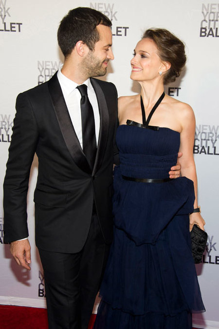 Y Natalie Portman pasó por el altar, ¡viva los novios!