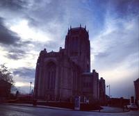 La catedral anglicana de Liverpool en la que te puedes tomar un café