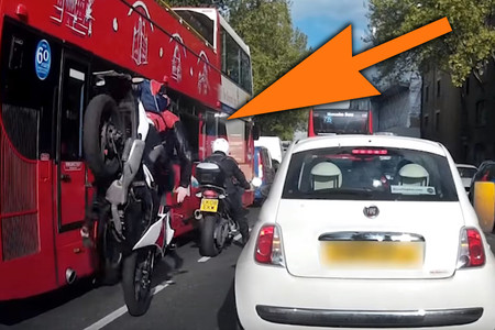 Así es la frenada de emergencia en moto: todo lo que debes saber y practicar para mantenerte a salvo