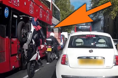 Así es la frenada de emergencia en moto: todo lo que debes saber y practicar para mantenerte a salvo