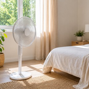 Esto es lo que cuesta dormir con el ventilador encendido toda la noche y cómo usarlo sin gastar de más 