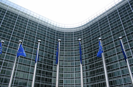 La UE confirma la multa de 2.420 millones de euros a Google: estas eran sus estrategias para quitar visibilidad a la competencia