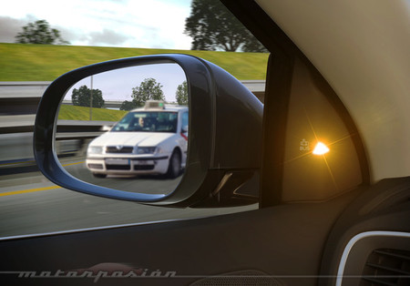 Taxista Aprovechando Hueco