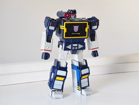 Soundwave transformado | Imagen: Xataka