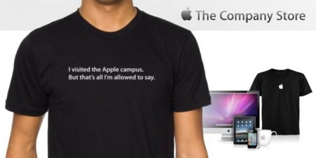 Apple bromea sobre su secretismo con una camiseta de su tienda de recuerdos