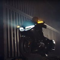La nueva GL1800 Gold Wing sabe saltar, o eso quiere demostrarnos Honda con su último vídeo