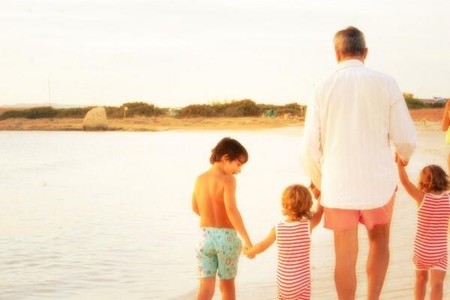 Que no falte una foto en Twitter de los famosos celebrando el Día del Padre