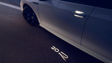 Volkswagen Golf R 20 Years Edition 5