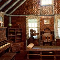 Em 1922, um engenheiro americano construiu uma casa com quase 100 mil jornais: 100 anos depois, ela ainda está de pé 