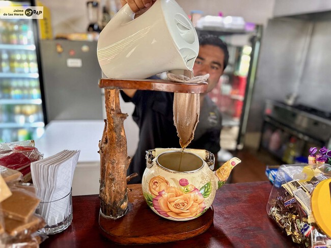 Apertura Cafe Chorreado