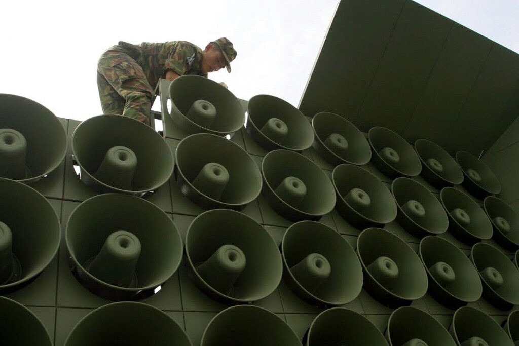 Algo se está gestando en Corea del Sur: los altavoces con los que "bombardeaba" a Corea del Norte han desaparecido