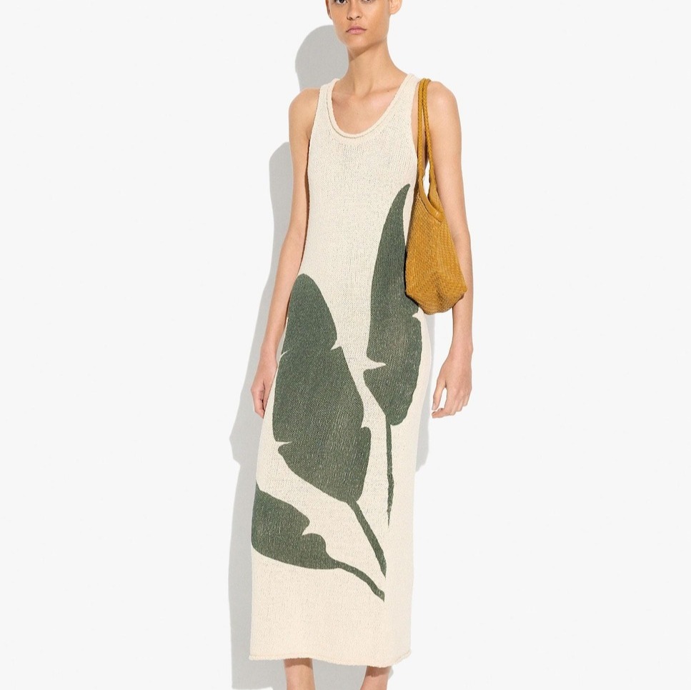 Vestido largo de punto con estampado floral Crudo Parfois

