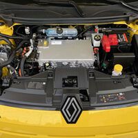 Hasta 30.000 km de carga gratis: el gancho de algunas marcas para que te compres un coche eléctrico