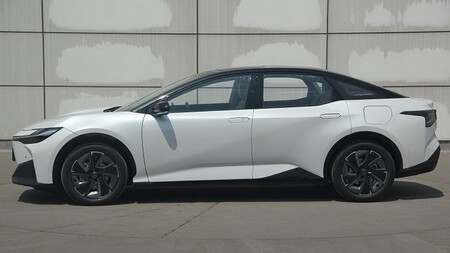 Toyota Corolla eléctrico 