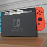 No lo podrás hacer con la PS5: juega en cualquier lugar con esta consola Nintendo rebajada y con envío gratis (y rápido)