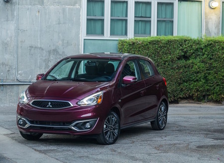 Mitsubishi Mirage Gt 2017 1024 02