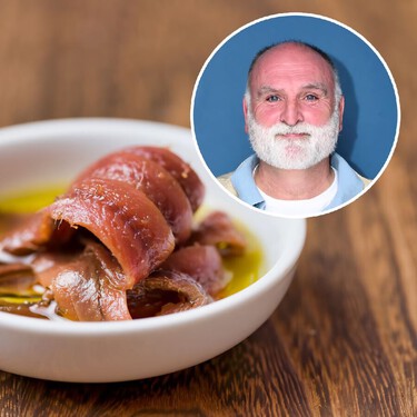 Este aperitivo con anchoas y granada de José Andrés es el bocado más fácil, sorprendente y riquísimo para Navidad 