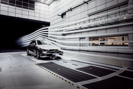 El auto de producción más aerodinámico no es un eléctrico ni un deportivo, es el Mercedes Clase A sedán