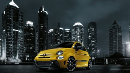 Abarth 595 2016: La potencia cabe en un carrito sabiéndola acomodar