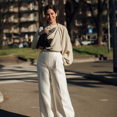 Las cinco blusas de las segundas rebajas en Zara que llevaremos todo el verano: son frescas, románticas y elegantes