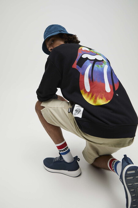 Pull&Bear se rinde ante la energía y el rock de los Rolling Stones en dos prendas clave para sumar a tu armario