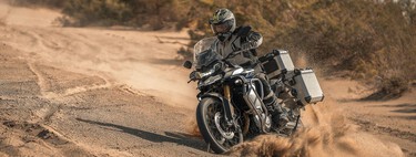La Voge 900DSX es una trail china con motor BMW, mucho equipamiento para el A2 y un precio sin competencia