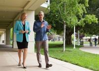 Apple e IBM vuelven a 'bailar' juntos: el negocio de la empresa, en juego