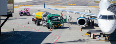 El precio del combustible de aviación se ha roto. Y las aerolíneas ya están cancelando vuelos por miedo a quedarse secas