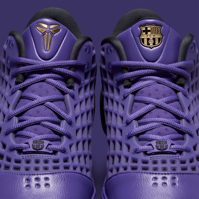 Nike Conjuga El Legado De Kobe Bryant Y Su Pasion Por El Fc Barcelona En Unas Zapatillas Futuristas Que No Pasaran Desapercibidas