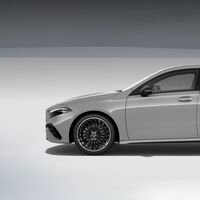 Llamativo auto compacto con acabados de lujo y motor turbo. Es uno de los modelos premium más baratos 