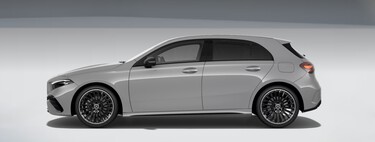 Llamativo auto compacto con acabados de lujo y motor turbo. Es uno de los modelos premium más baratos 