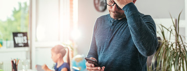 Suelta el smartphone: te hace más distraído e impide crear una conexión cercana con tus hijos
