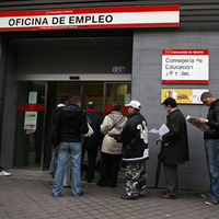 El desempleo no es del 15,3%, la alfombra de los ERTE y los nuevos inactivos maquilla la dura realidad
