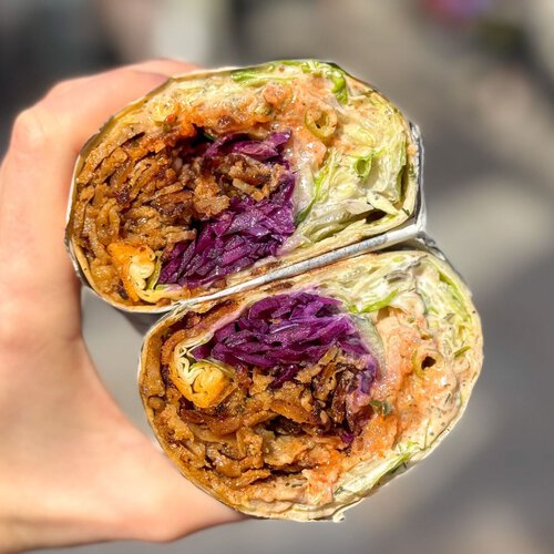 Ni pollo ni cordero: el secreto del kebab que está reinventando el fast food en Gràcia 