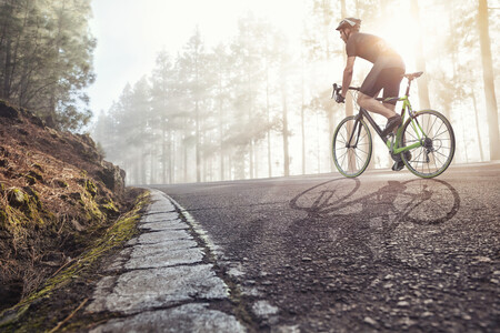 Los mejores estiramientos y ejercicios de movilidad para ciclistas, antes y después del entrenamiento