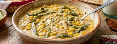 Cómo hacer pollo con rajas con crema: usa el muslo para que tenga más jugo y sabor