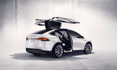Tesla y Jaguar encabezan la lista negra en fallas de software