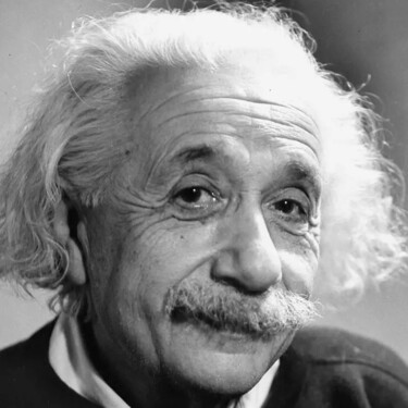Albert Einstein, físico: "Una vida tranquila y modesta trae más felicidad que la búsqueda del éxito”