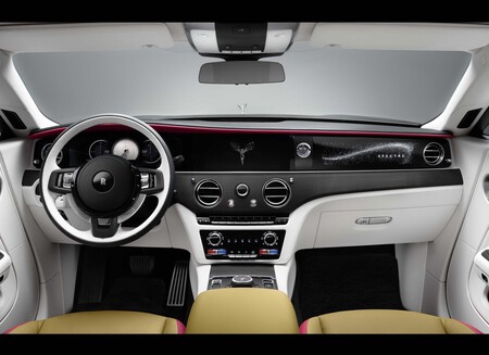 Rolls Royce Spectre 2024