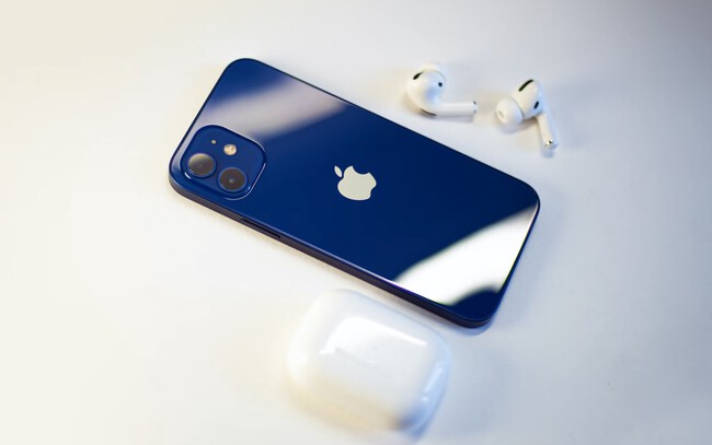 iphone airpods