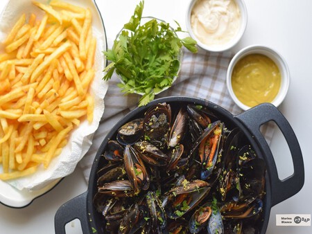 Moules frites, los mejillones al estilo belga que nunca fallan