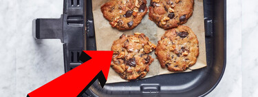 Puede parecer inesperado, pero has usado mal el papel en tu freidora de aire. Esta es la forma correcta de utilizarlo   