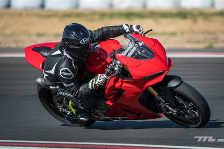 Ducati Panigale V2 S 2025 Prueba 020